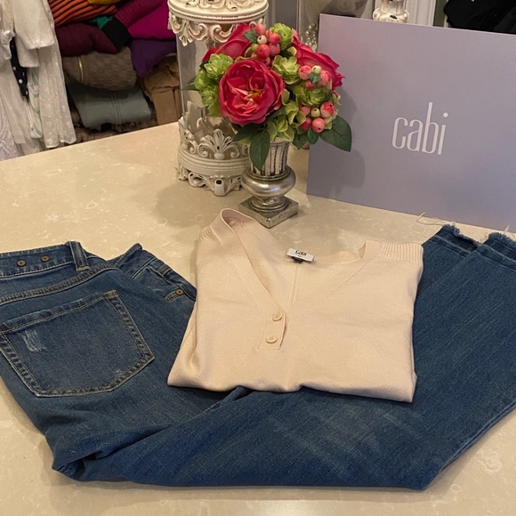 CAbi Kick It Crop jeans - Picture 9 of 9